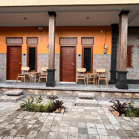 Tirtasuci Guest House