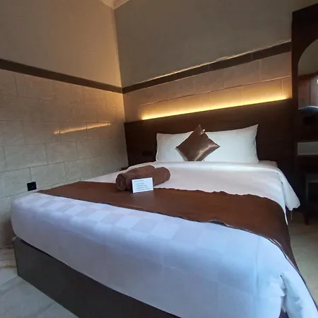 Tirtasuci Guest House